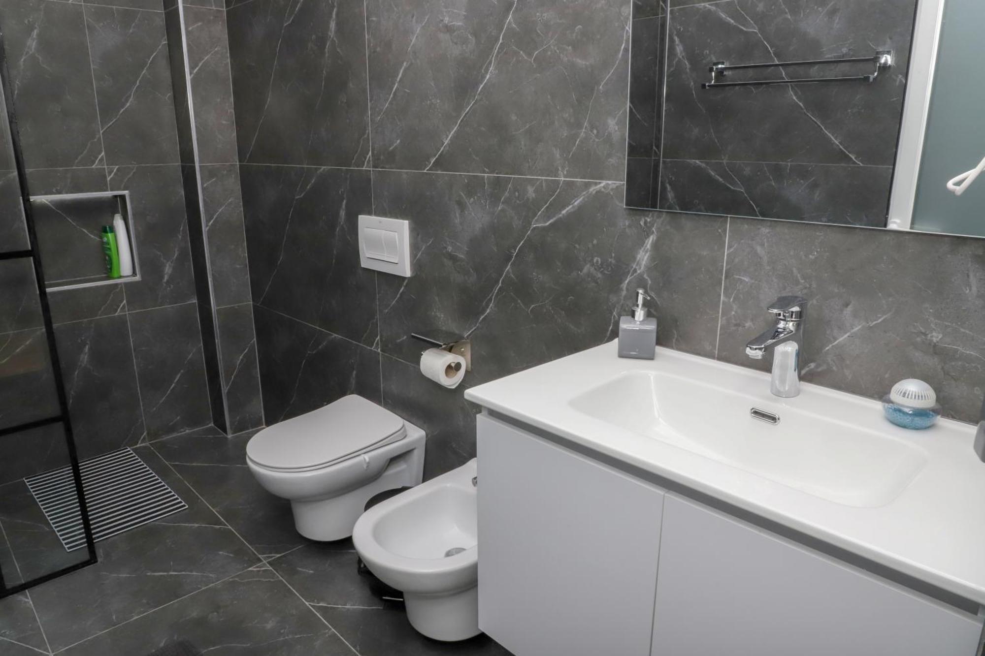 Beratinus Apartment In Berat Center Bagian luar foto